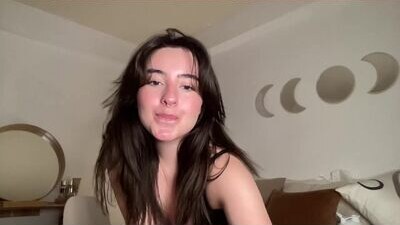 lucia_borja public webcam profile photo 8