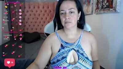 lucia_vonne public webcam profile photo 2