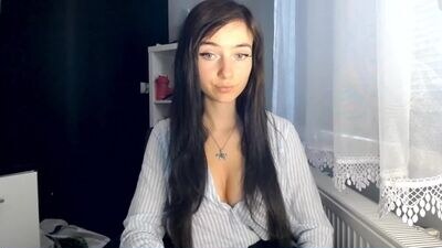luciacam20 public webcam profile photo 2