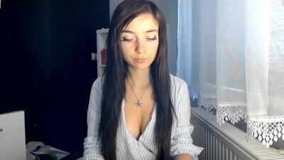 luciacam20 public webcam profile photo 5