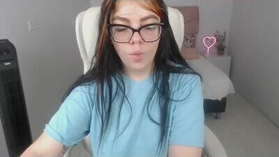 lucie_nicolls public webcam profile photo 7