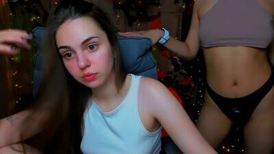luckybabymeow public webcam profile photo 2