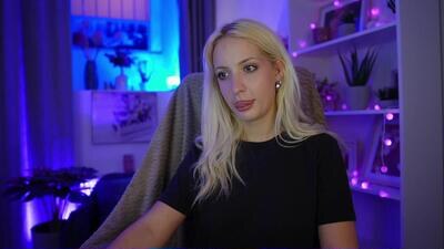 lucy_cutie_ public webcam profile photo 2