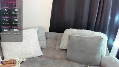 lucy_monroe_ public webcam profile photo 2