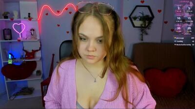 lucy_shy3 public webcam profile photo 2