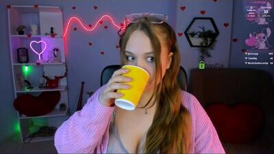 lucy_shy3 public webcam profile photo 5
