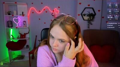 lucy_shy3 public webcam profile photo 6
