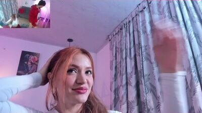 lucye_robbie public webcam profile photo 5