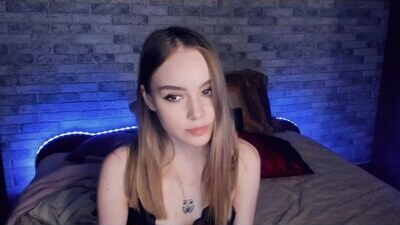 lucytayllor public webcam profile photo 5