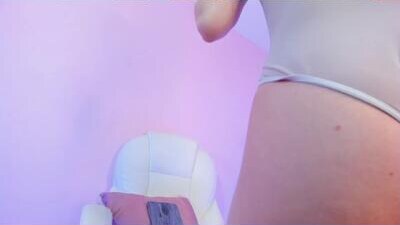 lucyvega4 public webcam profile photo 6