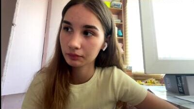 luegerl public webcam profile photo 8