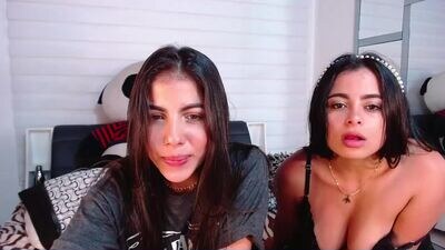 luisa__torres public webcam profile photo 3