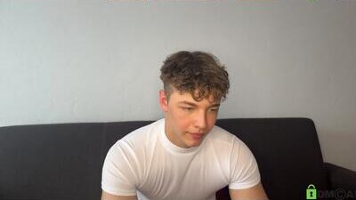 lukedesirable public webcam profile photo 9