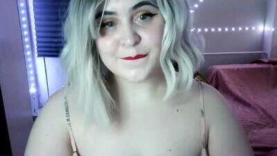 lulovia public webcam profile photo 10