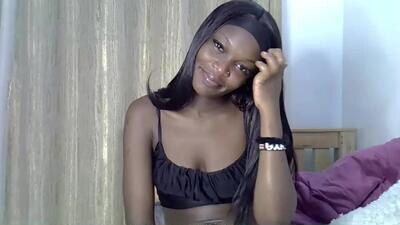 luna_empress public webcam profile photo 2