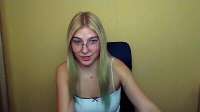 luna_lush_ public webcam profile photo 9