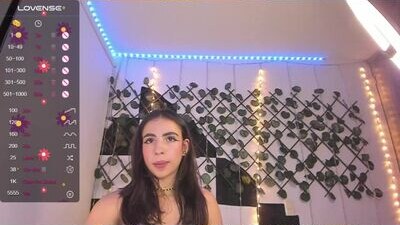 luna_mccoy public webcam profile photo 8