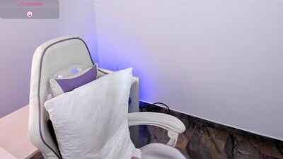 luna_rose10 public webcam profile photo 9
