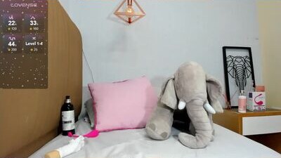 lunalois public webcam profile photo 10