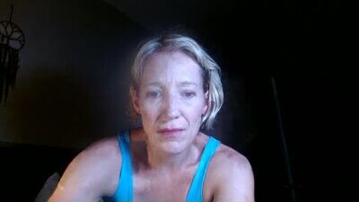 lunavianna public webcam profile photo 3