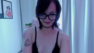 lunavogue public webcam profile photo 5
