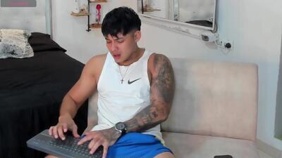 lunay_xtreemboy public webcam profile photo 4