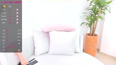 lupe_ebony public webcam profile photo 8