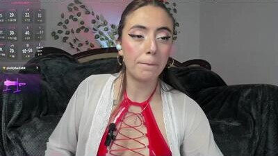 luumanson public webcam profile photo 5