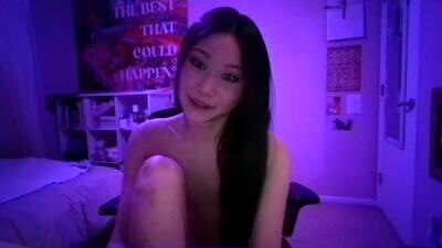 luvvivii public webcam profile photo 5