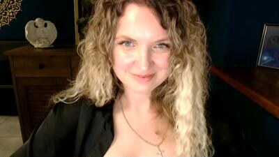 luxdonna public webcam profile photo 4