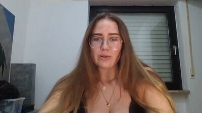 luxie_queen public webcam profile photo 5