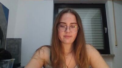 luxie_queen public webcam profile photo 7