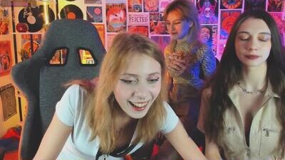luxrayi public webcam profile photo 5