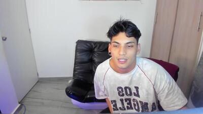 luxrx public webcam profile photo 2