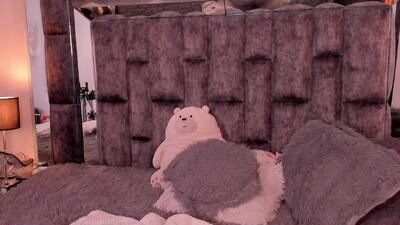 lyadumont public webcam profile photo 3