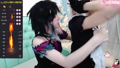 lynnequine public webcam profile photo 3