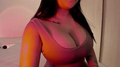 m1emilia public webcam profile photo 9