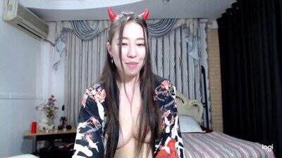 m1yamee public webcam profile photo 6