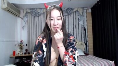 m1yamee public webcam profile photo 7