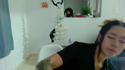 maam_ine public webcam profile photo 2