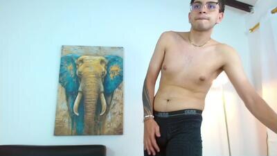maax_18 public webcam profile photo 2