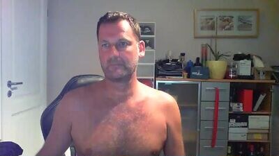 macfly67 public webcam profile photo 3