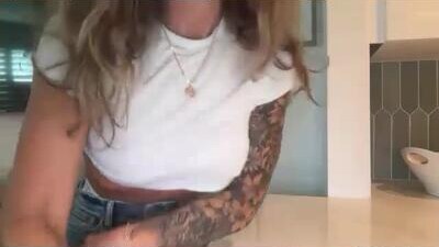 madame_andi public webcam profile photo 7