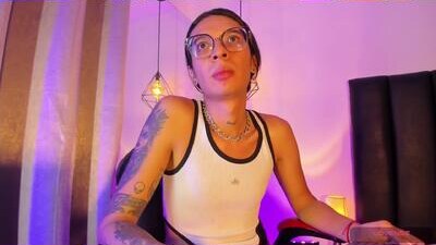 maddie_ray_ public webcam profile photo 8