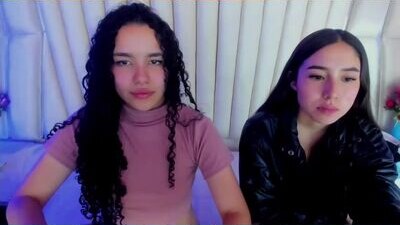 maddieandmedusa public webcam profile photo 7