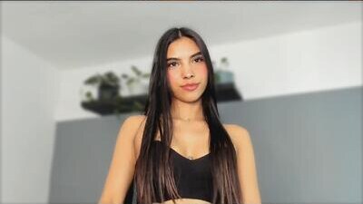 maddy_sun public webcam profile photo 9