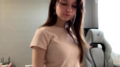 madelinepanagos public webcam profile photo 4