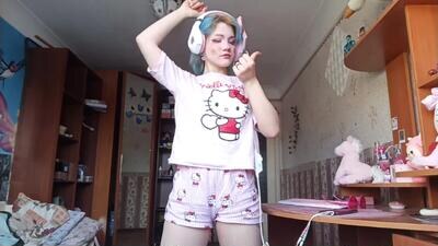 madgezari public webcam profile photo 2