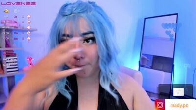 mady__po public webcam profile photo 2