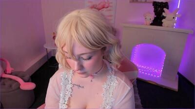 mae_barb1ee_ public webcam profile photo 4